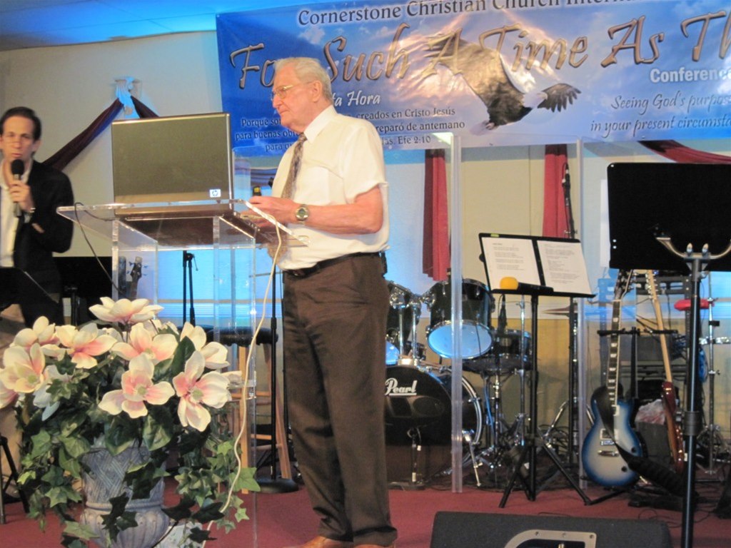 2010 05 02 05 28 Miami Convention 45